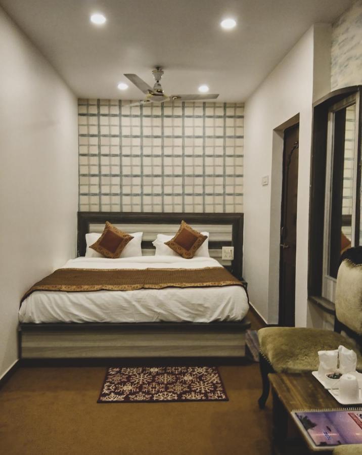 Ajay Guest House Варанаси Экстерьер фото