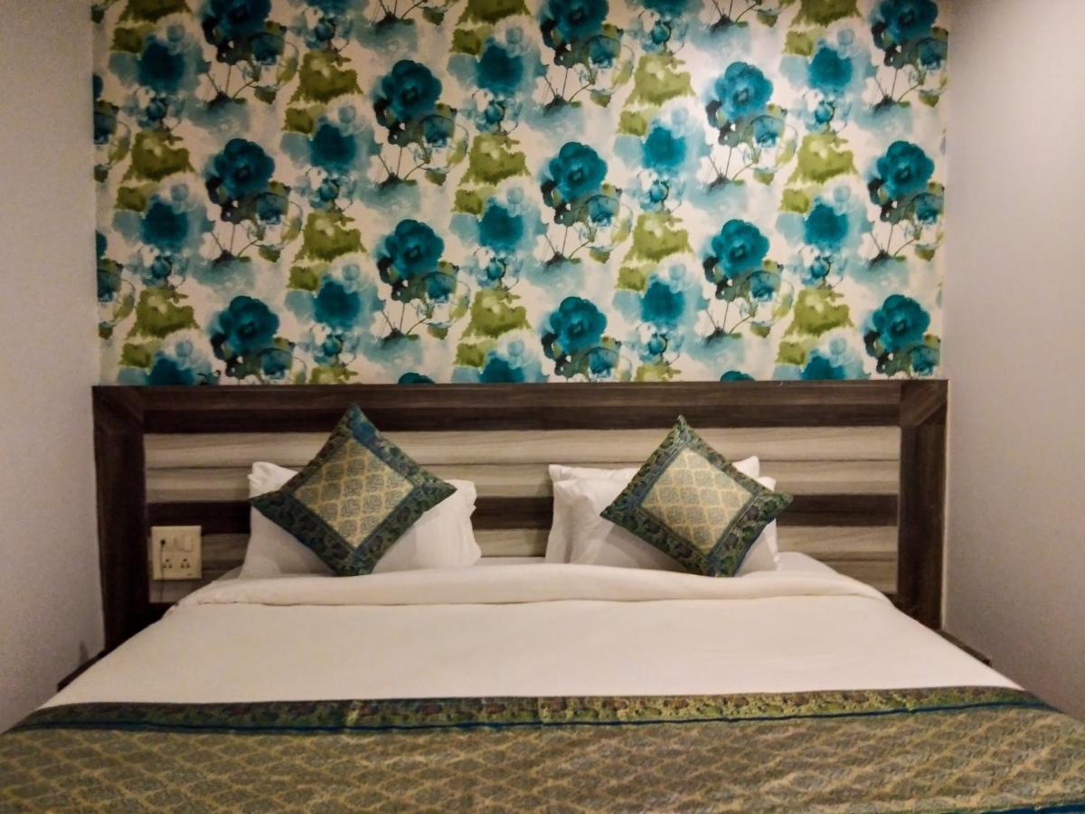 Ajay Guest House Варанаси Экстерьер фото