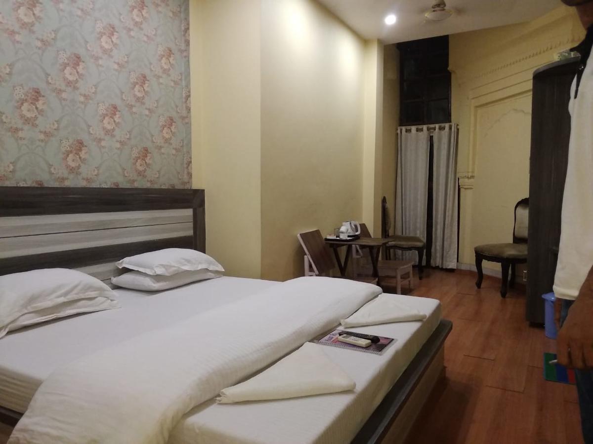 Ajay Guest House Варанаси Экстерьер фото