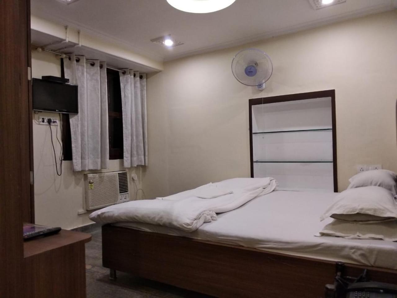 Ajay Guest House Варанаси Экстерьер фото